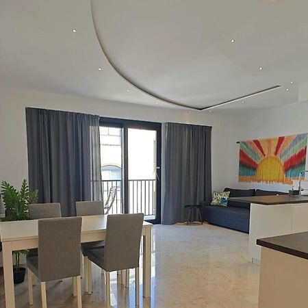 Luxury Garden View At Spinola Bay St Julians Apartamento St. Julian's Exterior foto