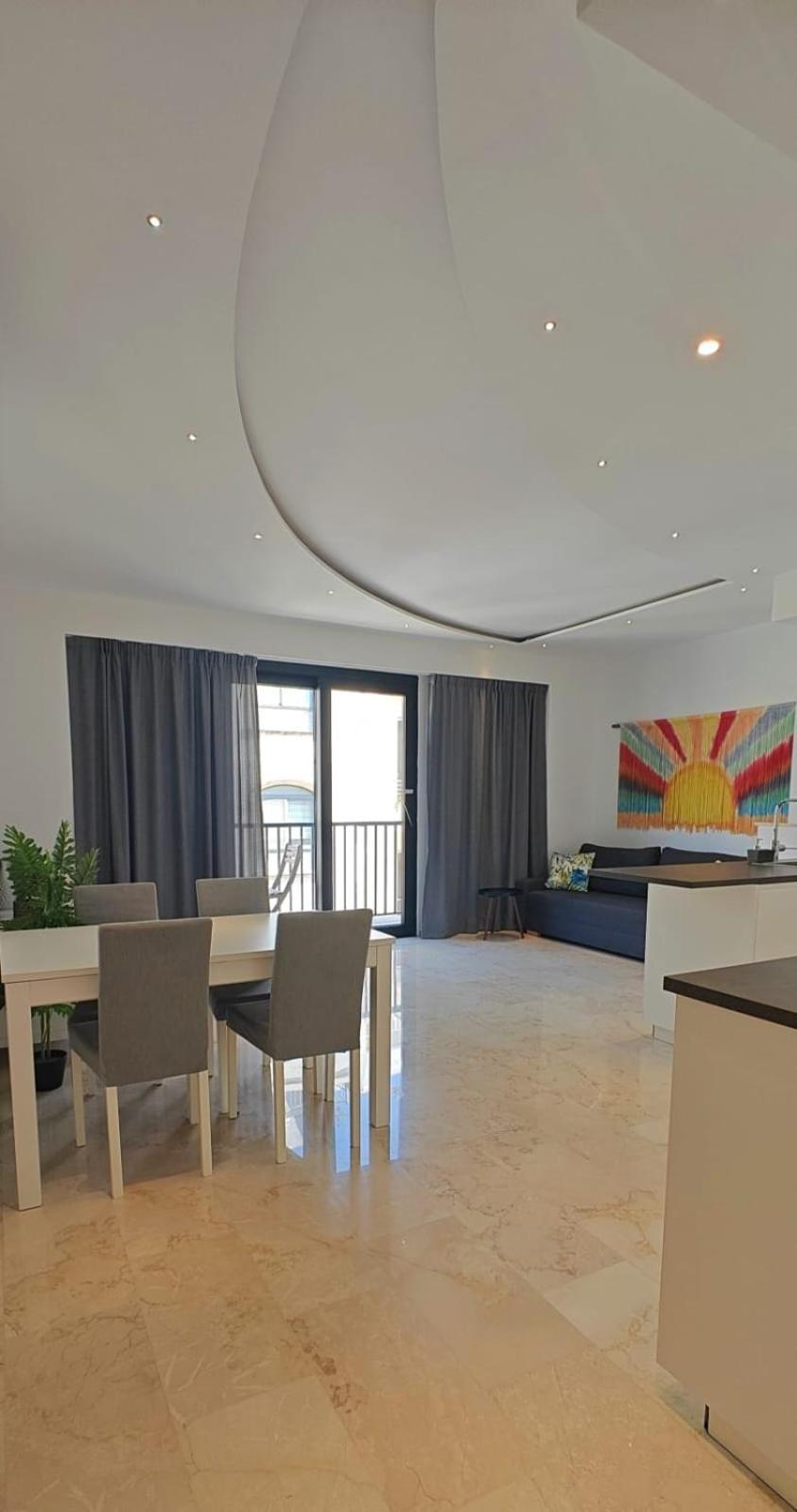 Luxury Garden View At Spinola Bay St Julians Apartamento St. Julian's Exterior foto